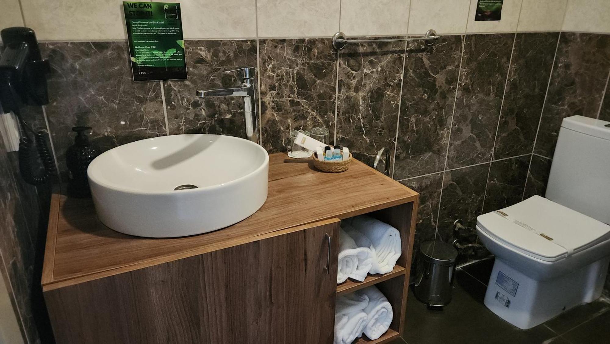 Hbs Boutique Hotel&restaurant
